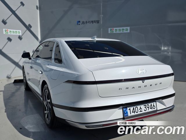Hyundai Grandeur 2,5 Gasoline 2WD Premium — пробег 68 352 км — фото 4 из 5