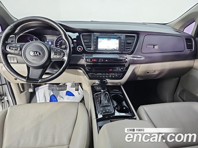 Kia Carnival из Кореи Encar