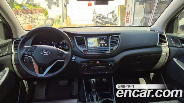 Hyundai Tucson Diesel 1.7 2WD Style Fever — пробег 82 167 км — фото 3 из 5