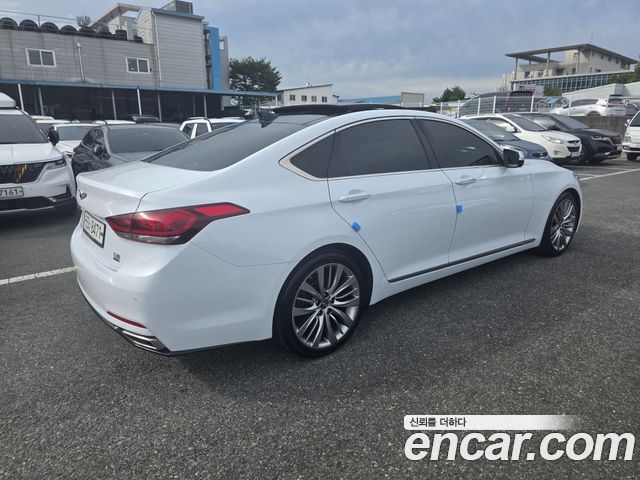 Hyundai Genesis из Кореи Encar