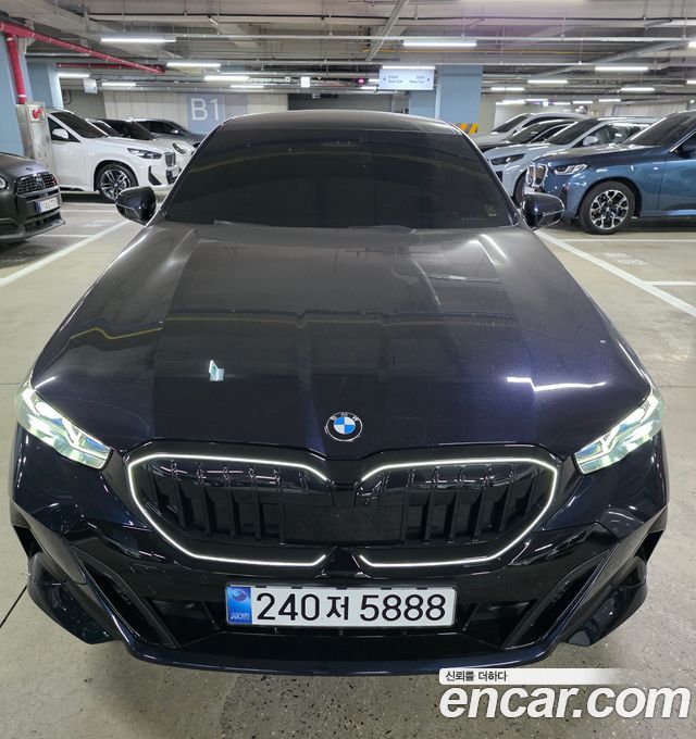BMW 5-Series 520i M Sport — пробег 5 098 км — фото 3 из 5