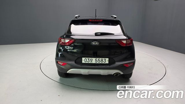 Kia Stonic Diesel 1.6 Deluxe — пробег 141 713 км — фото 4 из 5
