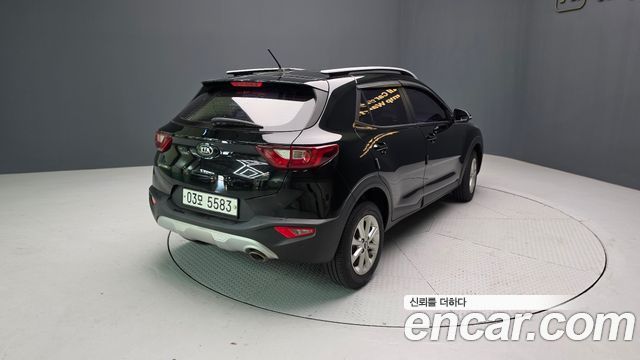 Kia Stonic Diesel 1.6 Deluxe — пробег 141 713 км — фото 5 из 5