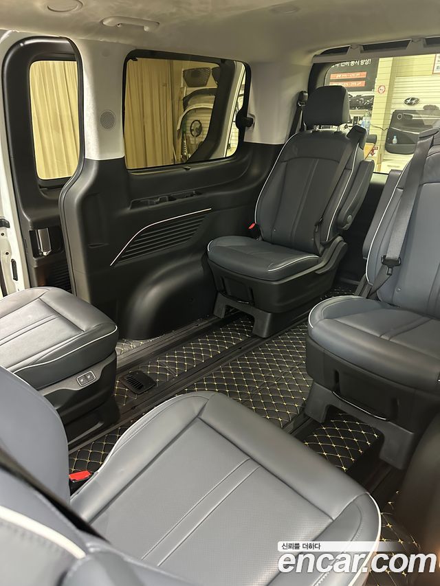 Hyundai Staria из Кореи Encar