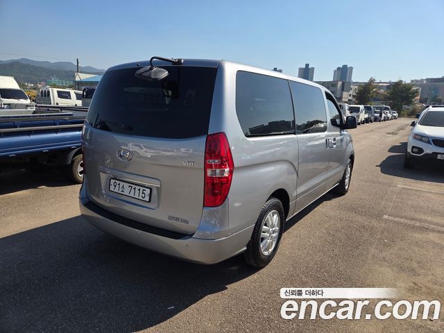 Hyundai Starex Van 3-Seater Smart — пробег 70 000 км — фото 3 из 5