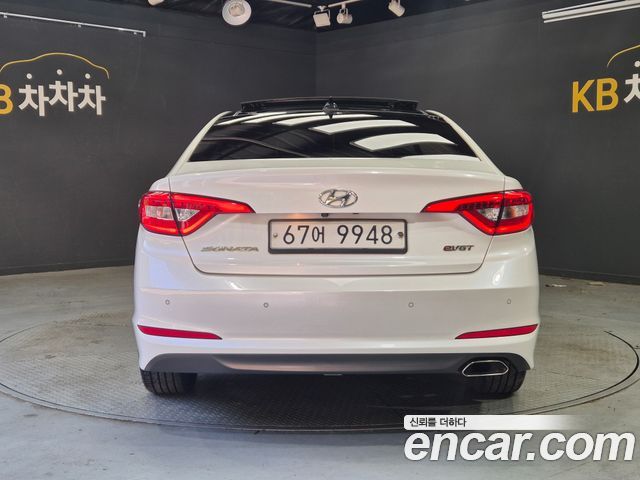 Hyundai Sonata 1.7 Diesel Smart — пробег 199 560 км — фото 4 из 5