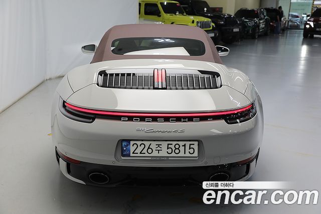 Porsche 911 Carrera 4S Cabriolet — пробег 35 132 км — фото 5 из 5