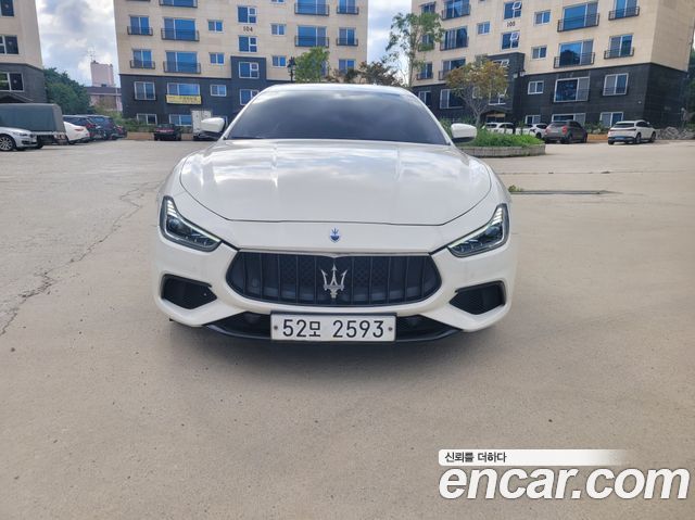 Maserati Ghibli из Кореи Encar