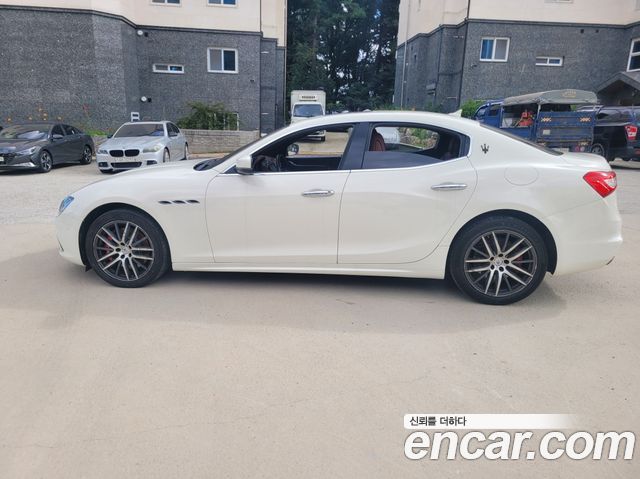 Maserati Ghibli из Кореи Encar