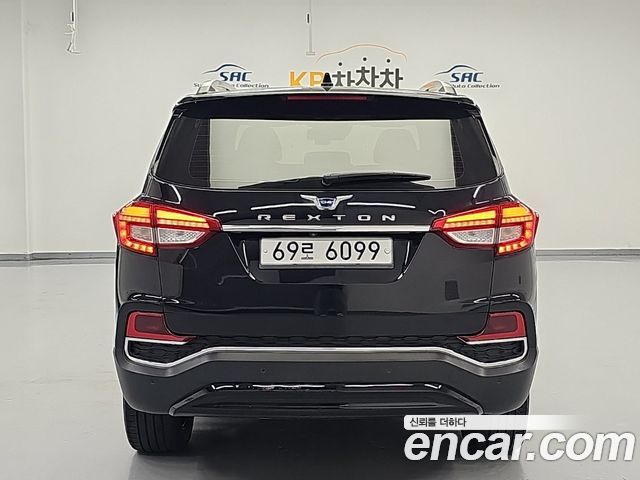 Ssangyong Rexton из Кореи Encar