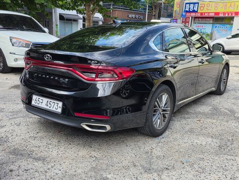 Hyundai Grandeur 2.2 Diesel Premium Special — пробег 292 308 км — фото 2 из 5