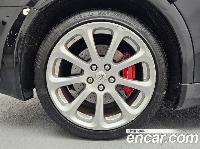 Maserati Quattroporte из Кореи Encar
