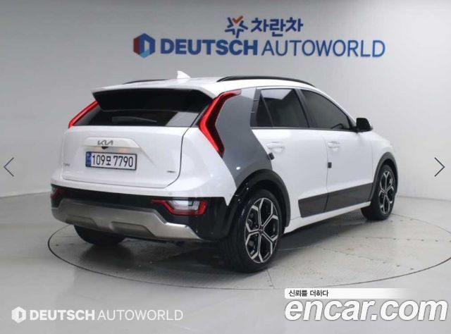 Kia Niro Signature — пробег 55 086 км — фото 2 из 5