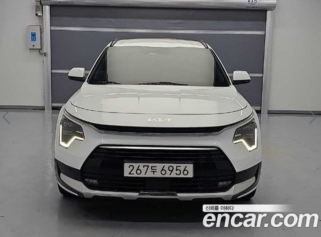 Kia Niro Signature — пробег 117 383 км — фото 2 из 5