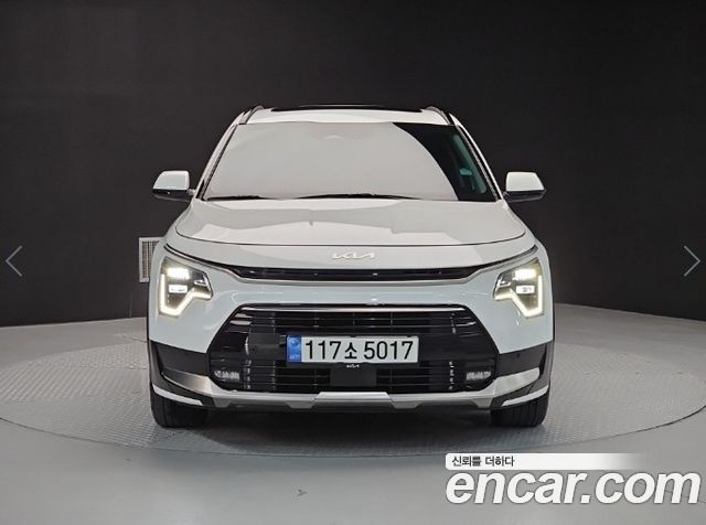 Kia Niro Signature — пробег 25 476 км — фото 2 из 5
