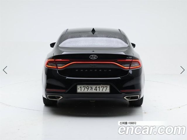 Hyundai Grandeur 2.2 Diesel Premium Special — пробег 223 128 км — фото 5 из 5