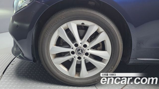 Mercedes-Benz C-Class из Кореи Encar