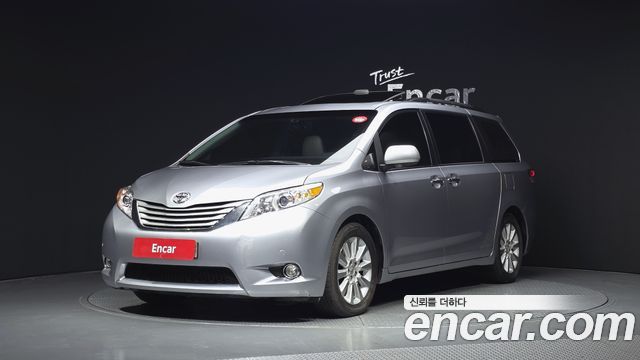 Toyota Sienna из Кореи Encar