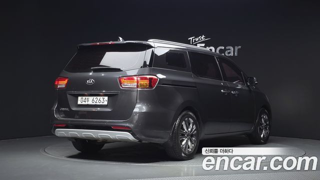 Kia Carnival из Кореи Encar