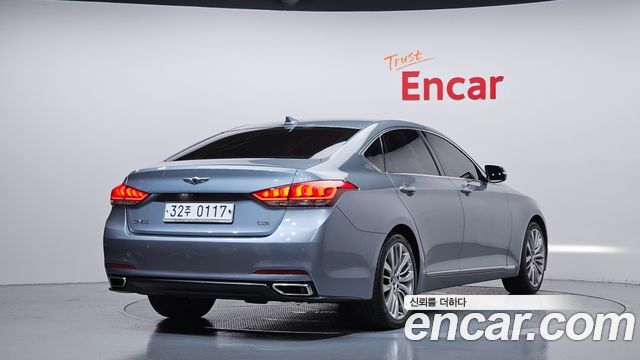 Hyundai Genesis из Кореи Encar