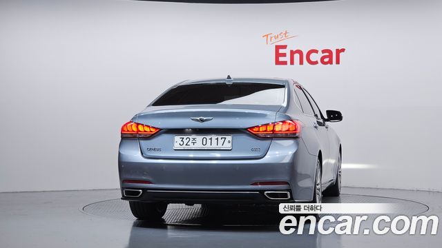 Hyundai Genesis из Кореи Encar