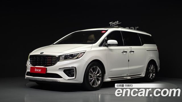 Kia Carnival 9-Seater Prstige — пробег 106 171 км — фото 1 из 5