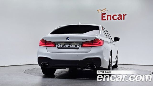 BMW 5-Series из Кореи Encar