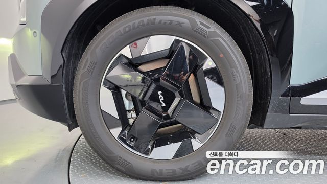 Kia EV5 Long Range 2WD Earth — пробег 7 925 км — фото 5 из 5
