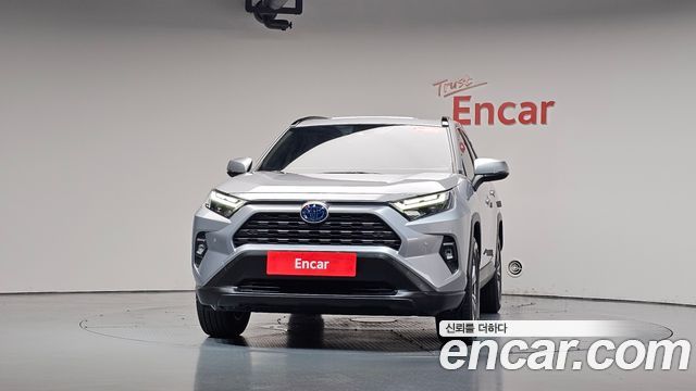 Toyota RAV4 2.5 2WD Hybrid XLE — пробег 27 594 км — фото 3 из 5