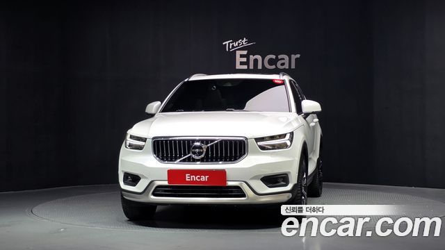 Volvo XC40 T4 Inscription — пробег 32 433 км — фото 3 из 5