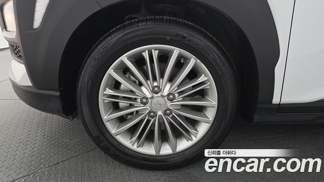 Hyundai Kona из Кореи Encar