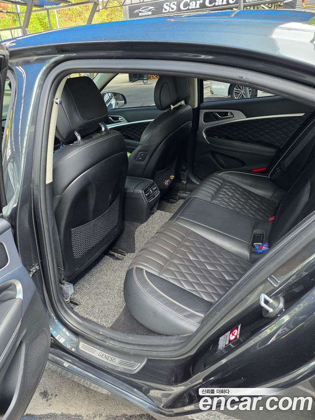 Genesis G70 из Кореи Encar