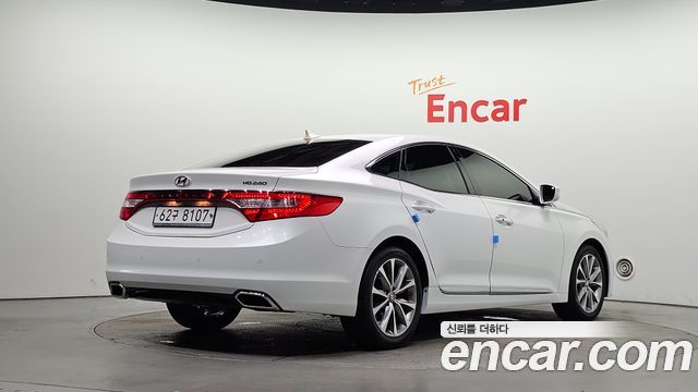 Hyundai Grandeur из Кореи Encar