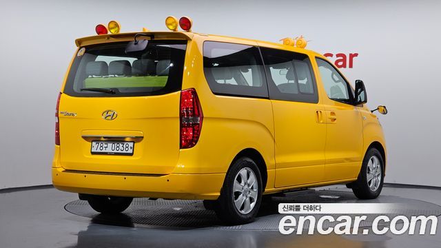 Hyundai Starex School Bus LPi — пробег 75 410 км — фото 2 из 5