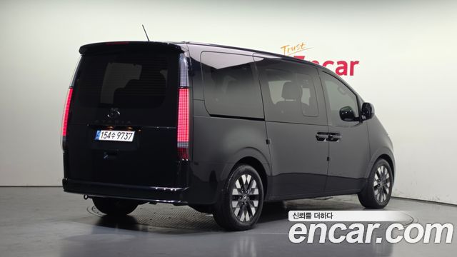 Hyundai Staria из Кореи Encar