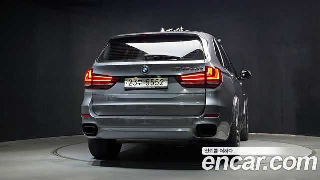 BMW X5 xDrive M50d — пробег 83 828 км — фото 4 из 5