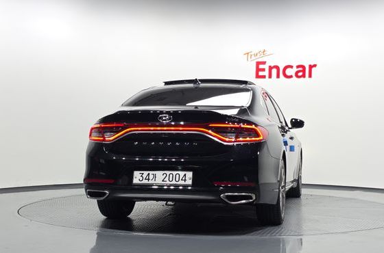 Hyundai Grandeur Exclusive Special — пробег 144 773 км — фото 4 из 5