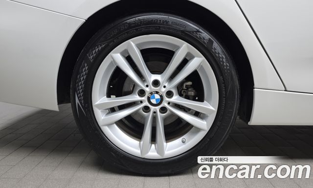 BMW Gran Turismo GT 320d xDrive Sport — пробег 85 387 км — фото 5 из 5