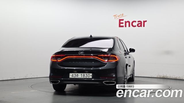 Hyundai Grandeur из Кореи Encar