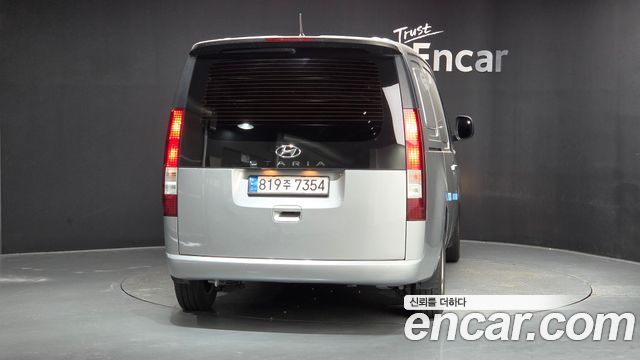 Hyundai Staria из Кореи Encar