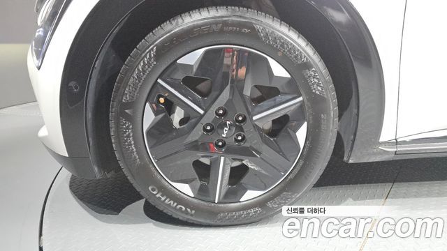 Kia EV6 Long Range 2WD Earth — пробег 15 291 км — фото 5 из 5