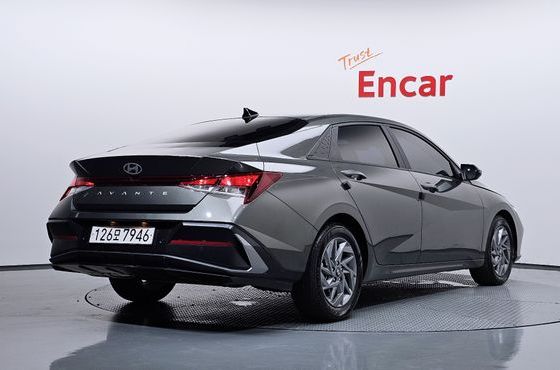 Hyundai AVANTE Modern — пробег 16 426 км — фото 2 из 5