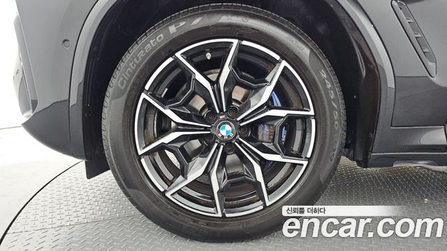 BMW X4 xDrive20i M Sport — пробег 25 363 км — фото 5 из 5