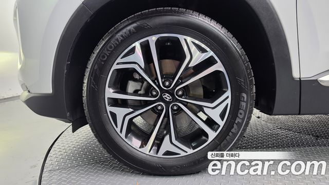 Hyundai Santafe из Кореи Encar