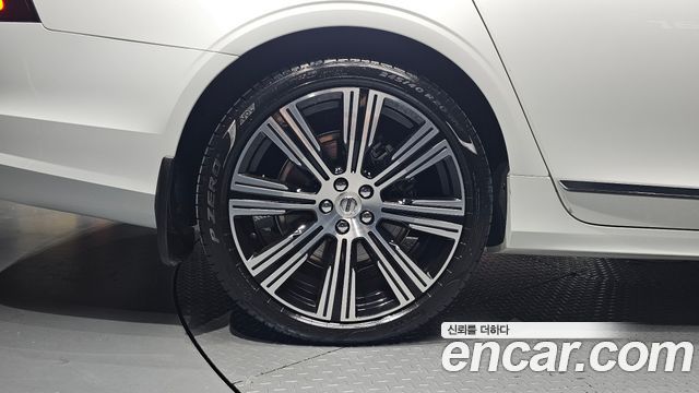 Volvo S90 из Кореи Encar