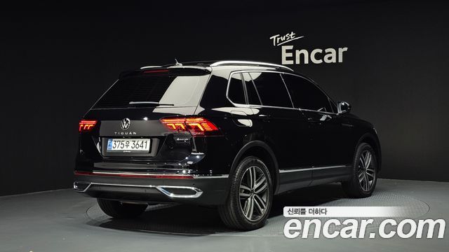 Volkswagen Tiguan 2.0 TDI 4Motion Prestige — пробег 76 750 км — фото 2 из 5
