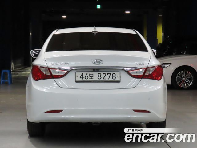 Hyundai Sonata LPi Luxury — пробег 154 558 км — фото 3 из 5