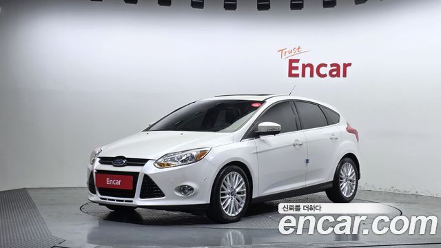 Ford Focus 2.0 Titanium Hachback 3rd — пробег 55 250 км — фото 1 из 5