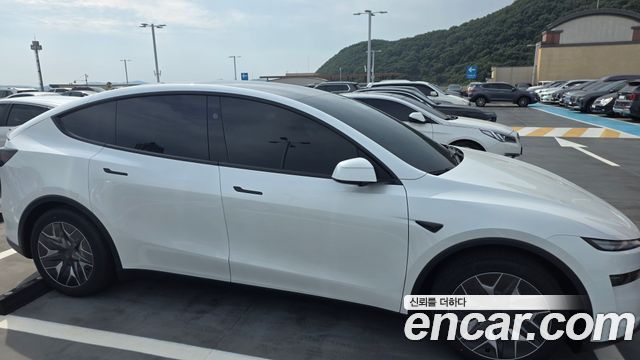 Tesla Model Y L Long Range AWD — пробег 100 км — фото 5 из 5