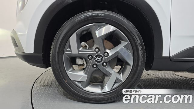 Hyundai Venue из Кореи Encar